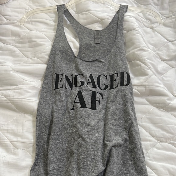 Fiancé engaged AF tank - Picture 1 of 1
